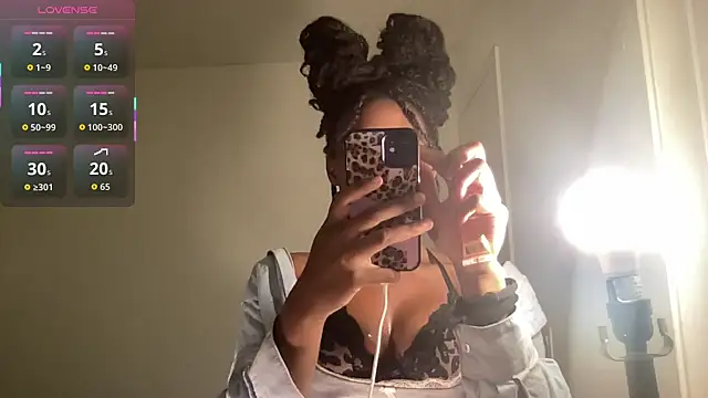 maskedgirl5005 online show from 10/14/25, 02:45