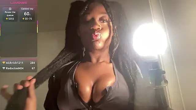 maskedgirl5005 online show from 10/16/25, 02:42