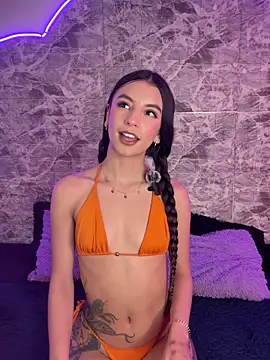 MaryAnneeXOO online show from 11/24/25, 06:19