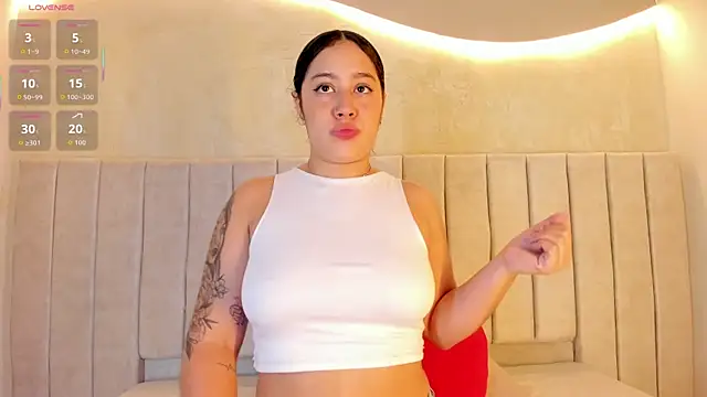 aisha duque online show from 05/24/26, 01:22