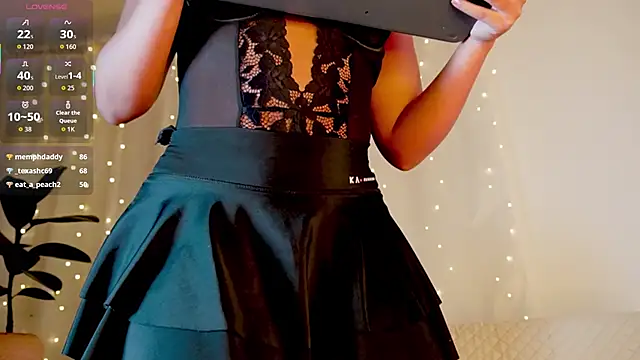 Im Ana  online show from 11/18/25, 02:59