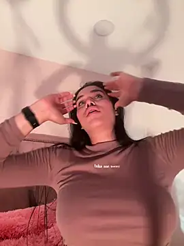 Bella  Wood online show from 09/19/25, 08:13