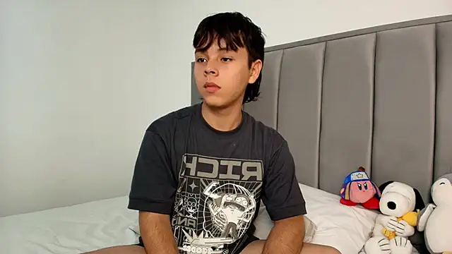 Snapshot of nico_leroy chatting on 09/19/25, 04:55 nico leroy online show from 09/19/25, 04:55