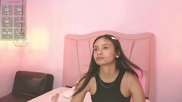 liz7skinny online show from 12/15/25, 09:53