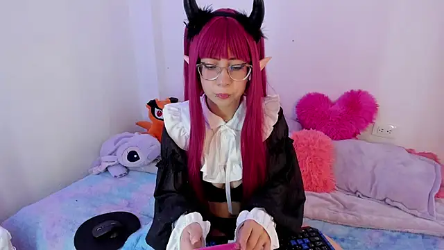 Nicol Otome  online show from 10/31/25, 10:49