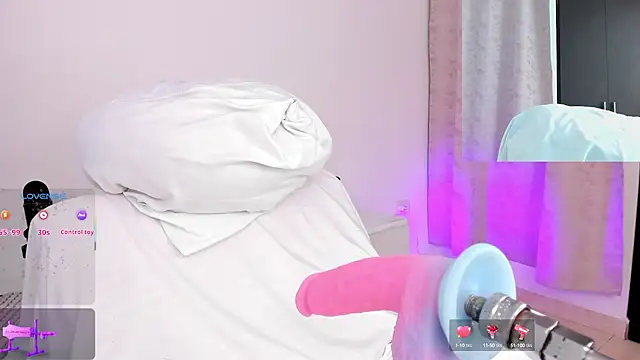 arynaughty20 online show from 10/01/25, 11:25