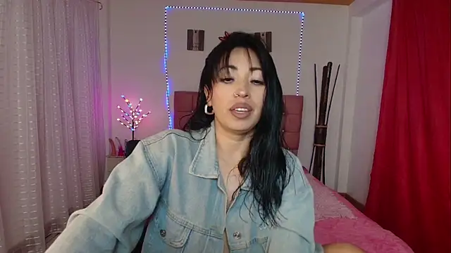 hannagomez 24 online show from 03/03/26, 12:28