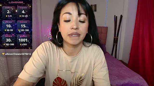 hannagomez 24 online show from 04/28/26, 12:31