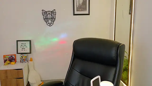 Elian savoy online show from 12/13/25, 11:33