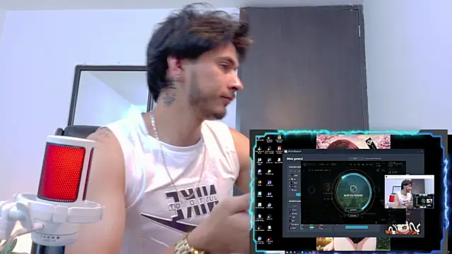Snapshot of Elian_savoy chatting on 06/11/26, 02:53 Elian savoy online show from 06/11/26, 02:53