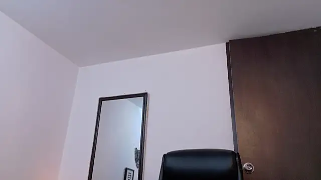 Elian savoy online show from 04/29/26, 12:15
