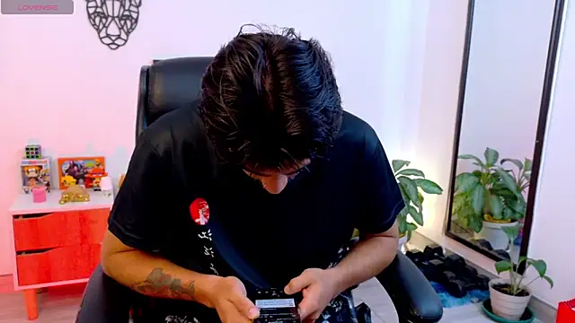 Snapshot of Elian_savoy chatting on 02/15/26, 10:14 Elian savoy online show from 02/15/26, 10:14