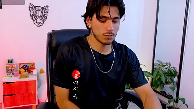 Snapshot of Elian_savoy chatting on 02/15/26, 10:20 Elian savoy online show from 02/15/26, 10:20