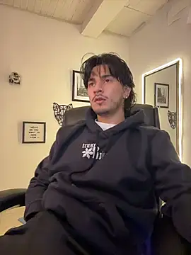 Elian savoy online show from 10/22/25, 11:47