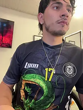 Snapshot of Elian_savoy chatting on 10/14/25, 08:42 Elian savoy online show from 10/14/25, 08:42