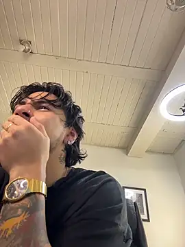 Elian savoy online show from 10/26/25, 12:44