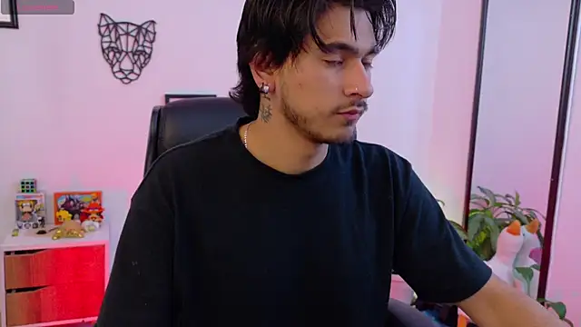 Snapshot of Elian_savoy chatting on 02/17/26, 12:46 Elian savoy online show from 02/17/26, 12:46