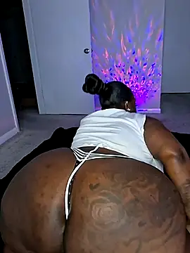 Thickkemzz41 online show from 09/18/25, 11:08