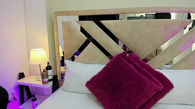 ximena vasquez8 online show from 03/21/26, 03:30