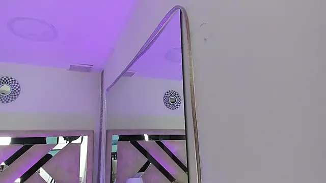 ximena vasquez8 online show from 03/27/26, 03:04