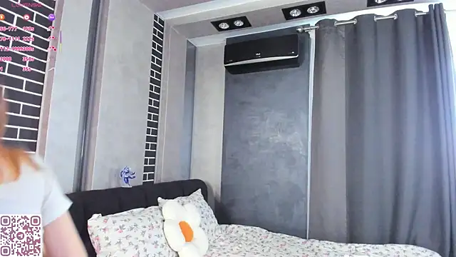 ElvinaRose online show from 09/25/25, 03:34