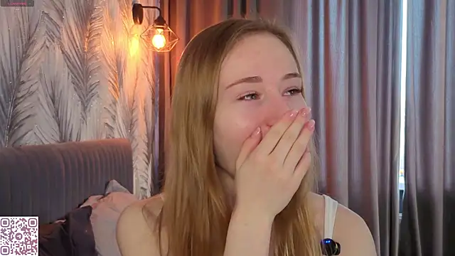 ElvinaRose online show from 04/09/26, 05:31