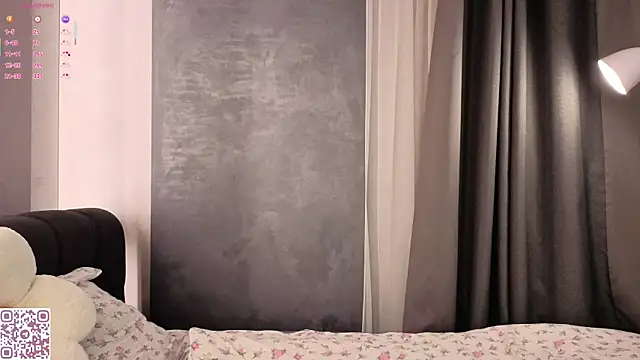 ElvinaRose online show from 12/22/25, 02:22