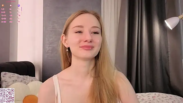 ElvinaRose online show from 12/16/25, 02:16