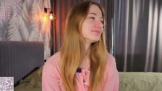 ElvinaRose online show from 04/21/26, 02:25