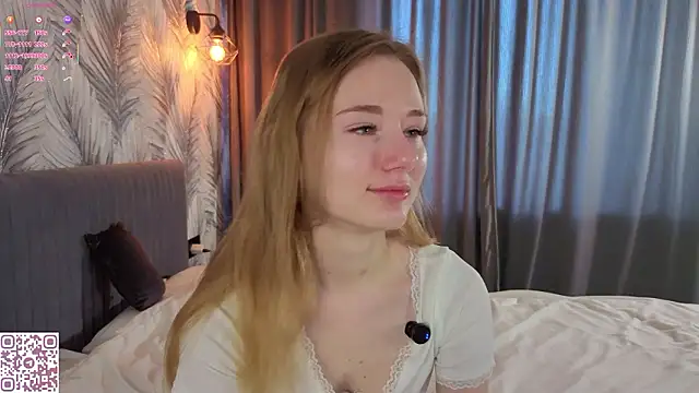 ElvinaRose online show from 03/27/26, 04:32