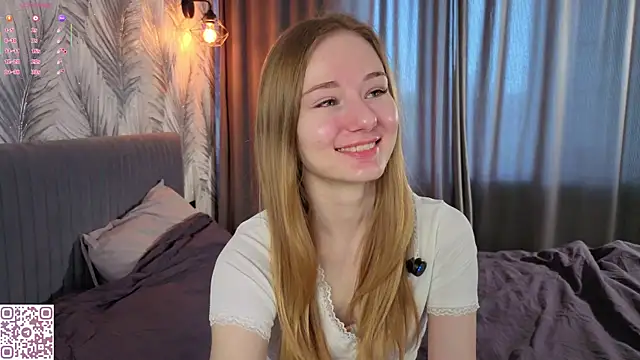 ElvinaRose online show from 04/03/26, 05:25