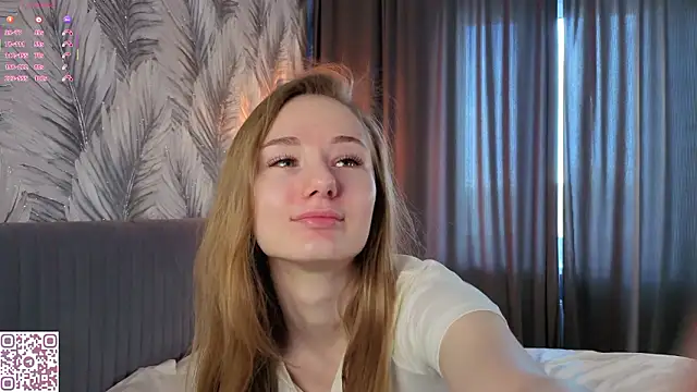 ElvinaRose online show from 03/26/26, 04:33