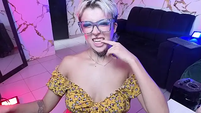 Rebeka-baker online show from 04/27/26, 04:05