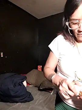 butterflykhash89 online show from 10/23/25, 03:49