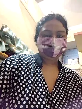 Cute Amiya online show from 11/09/25, 02:15