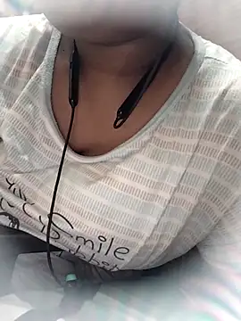 Cute Amiya online show from 09/14/25, 07:47