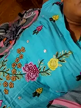 Cute Amiya online show from 11/07/25, 06:12