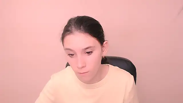 RosaRay  online show from 10/29/25, 07:51