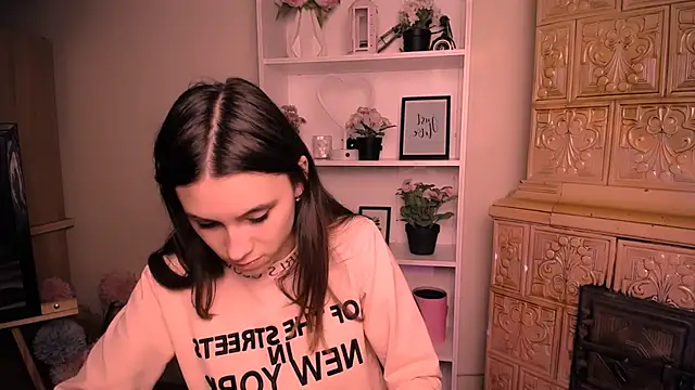 RosaRay  online show from 04/22/26, 06:20