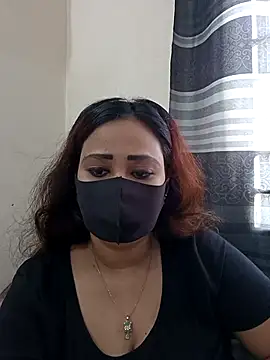 Snapshot of Mow_955 chatting on 10/18/25, 03:41 Mow 955 online show from 10/18/25, 03:41