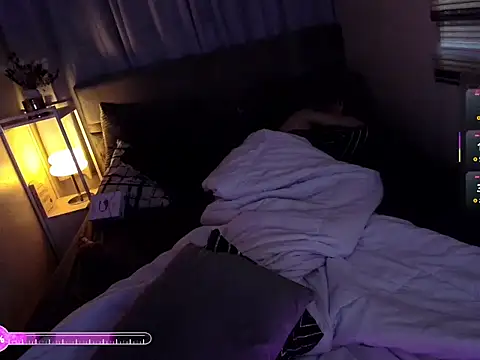 God is a Women online show from 12/13/25, 08:04