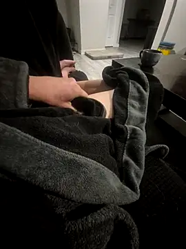 Justme 8519 online show from 11/21/25, 12:37