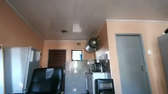 BusybooobsXXX3 online show from 10/07/25, 05:19