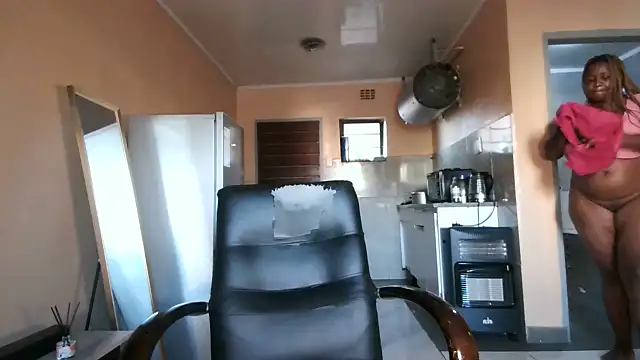 BusybooobsXXX3 online show from 02/08/26, 04:32