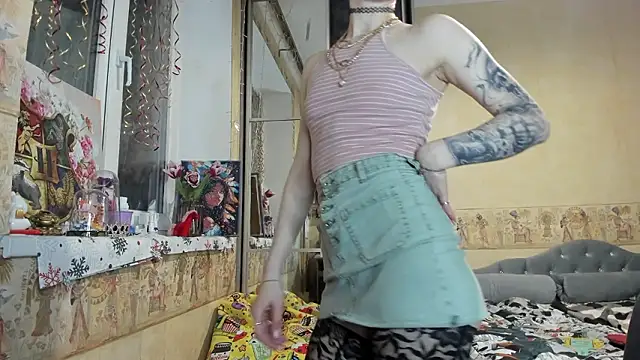 WatsonMi online show from 03/08/26, 04:32