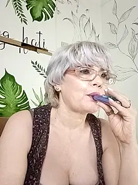 Catty Lady online show from 03/07/26, 07:30