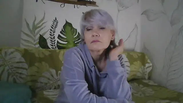 Catty Lady online show from 12/16/25, 06:34