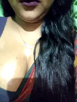 Snapshot of JIYA-04 chatting on 07/28/26, 01:54 JIYA-04 online show from 07/28/26, 01:54