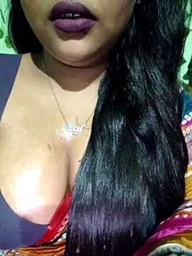 Snapshot of JIYA-04 chatting on 06/02/26, 01:44 JIYA-04 online show from 06/02/26, 01:44