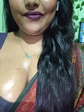 Snapshot of JIYA-04 chatting on 07/28/26, 03:32 JIYA-04 online show from 07/28/26, 03:32